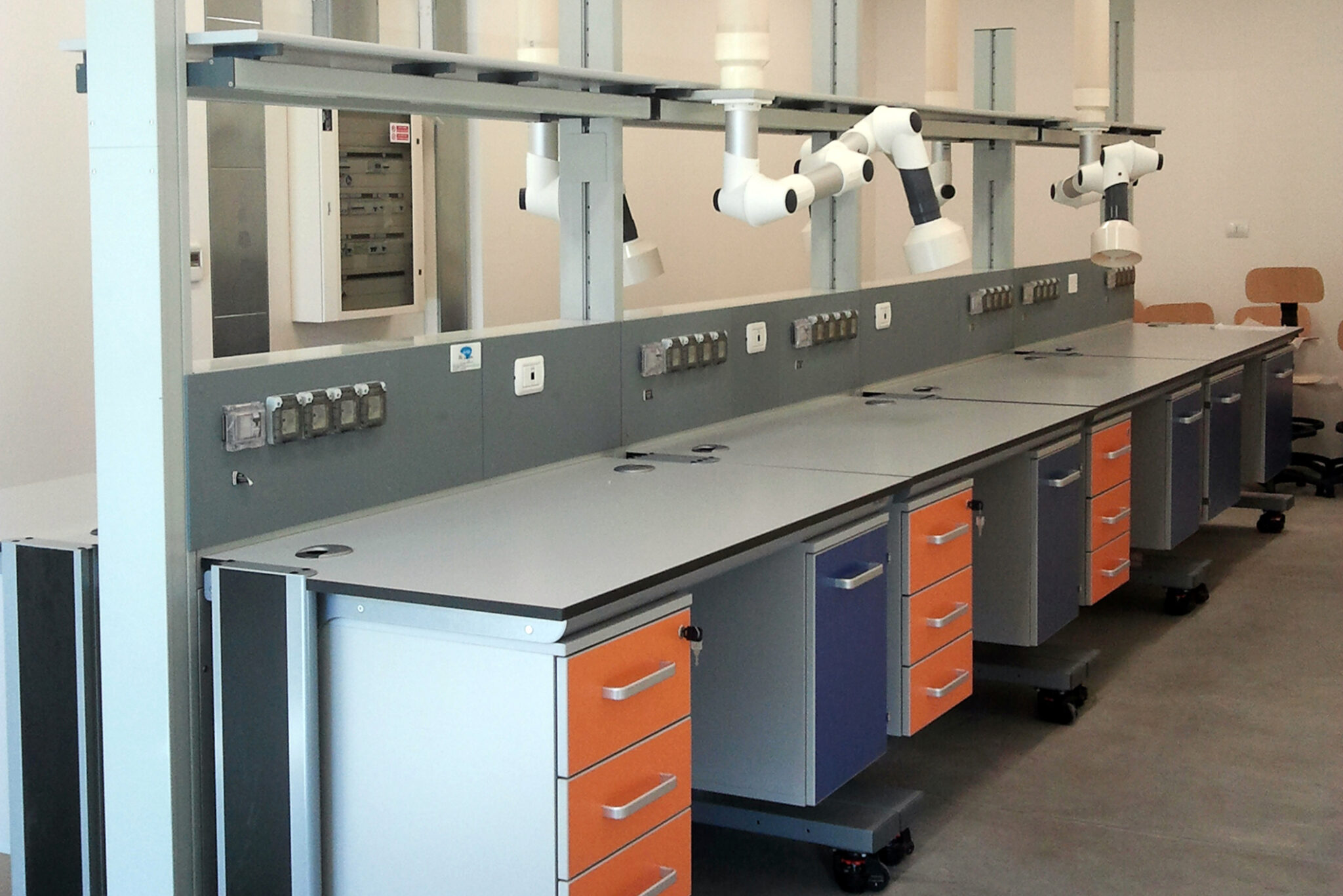 Plutonia Dynamics Lab Tables
